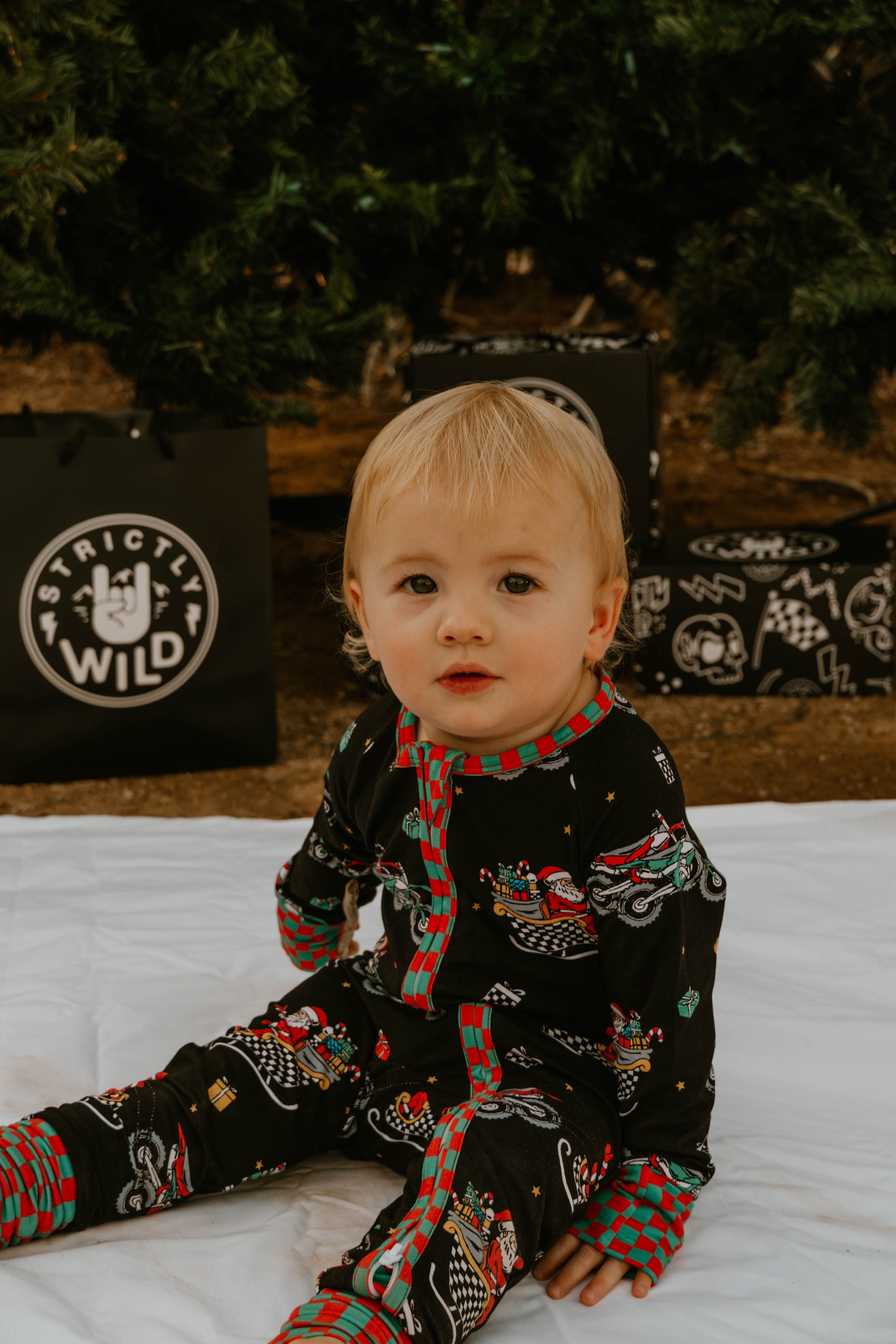 Santas Speedy Sleigh Zip Up Pajamas *PREORDER - SHIPPING OUT BETWEEN DEC 10 - DEC 16*