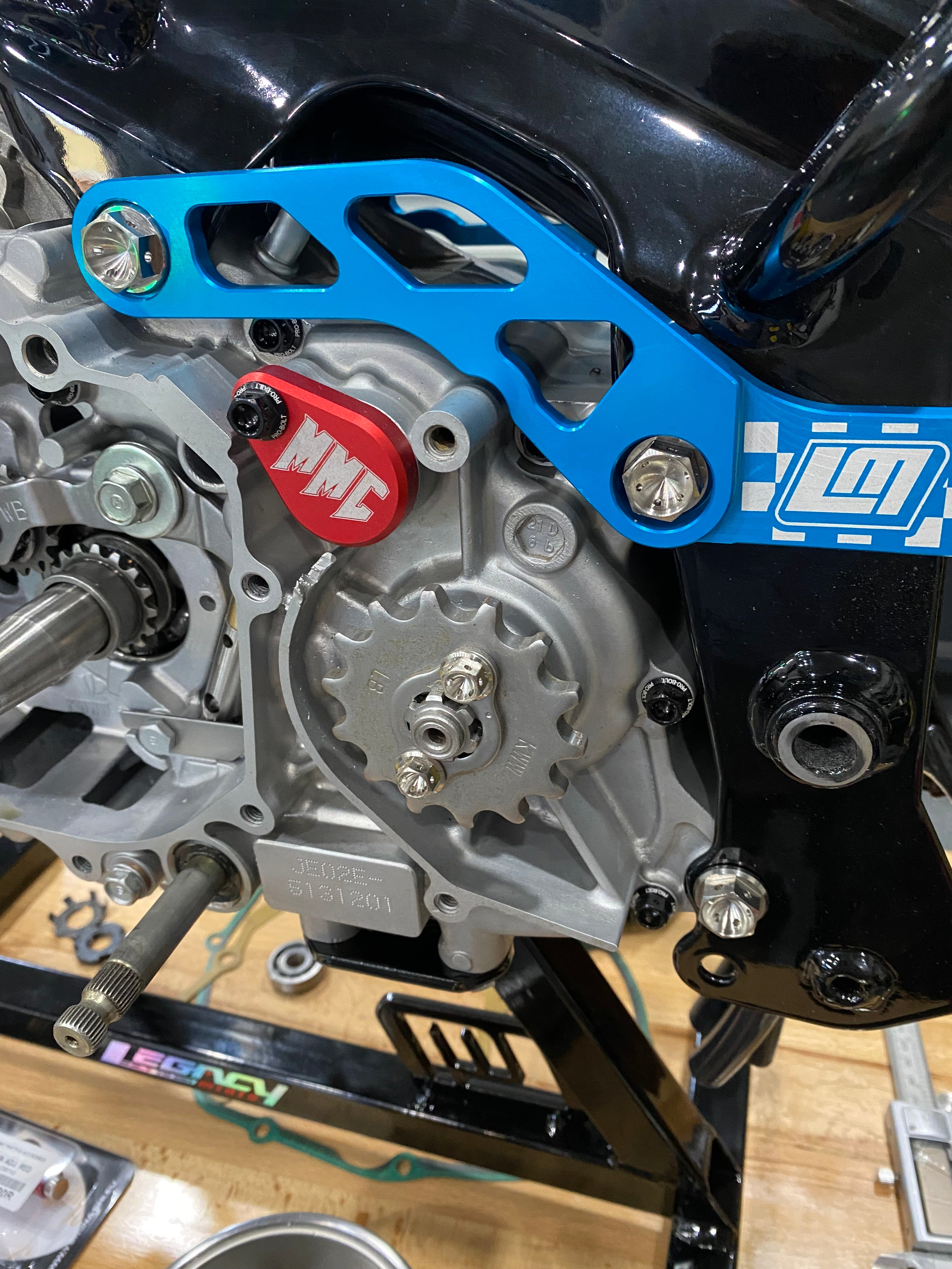 CRF110 TITANIUM ENGINE MOUNT BOLT KIT (EXTENDED)