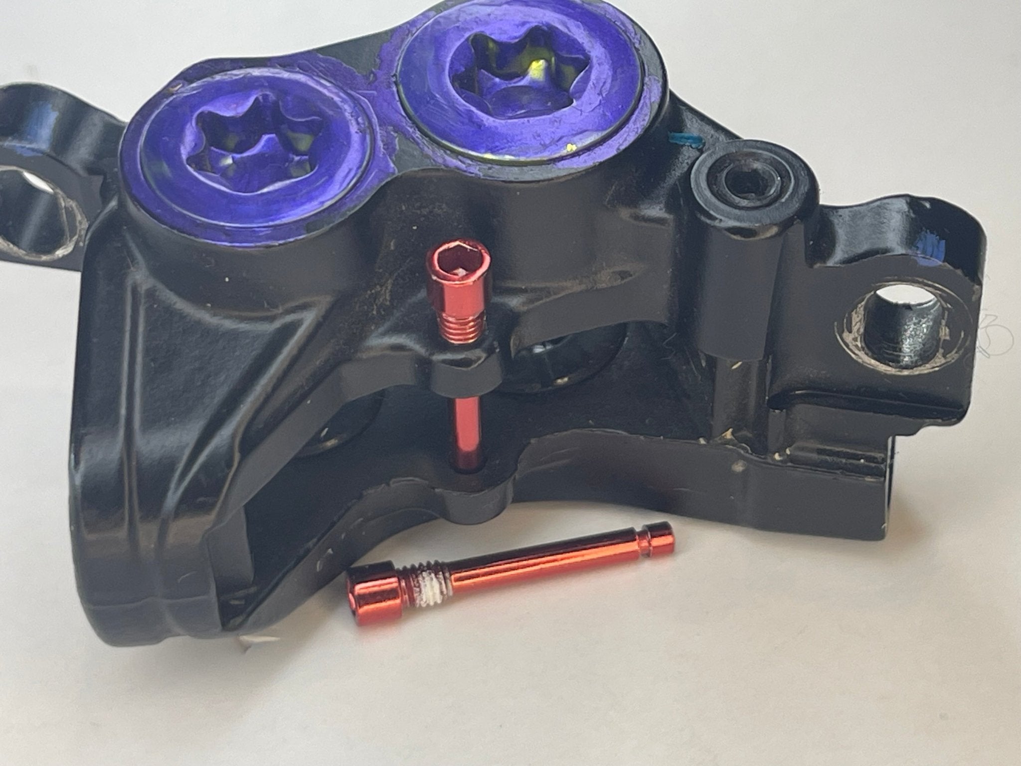 Brake-Pad Screws/ Pins - E-moto (set of two)